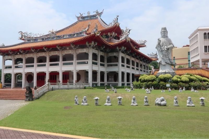 Kong Meng San Phor Kark See Monastery